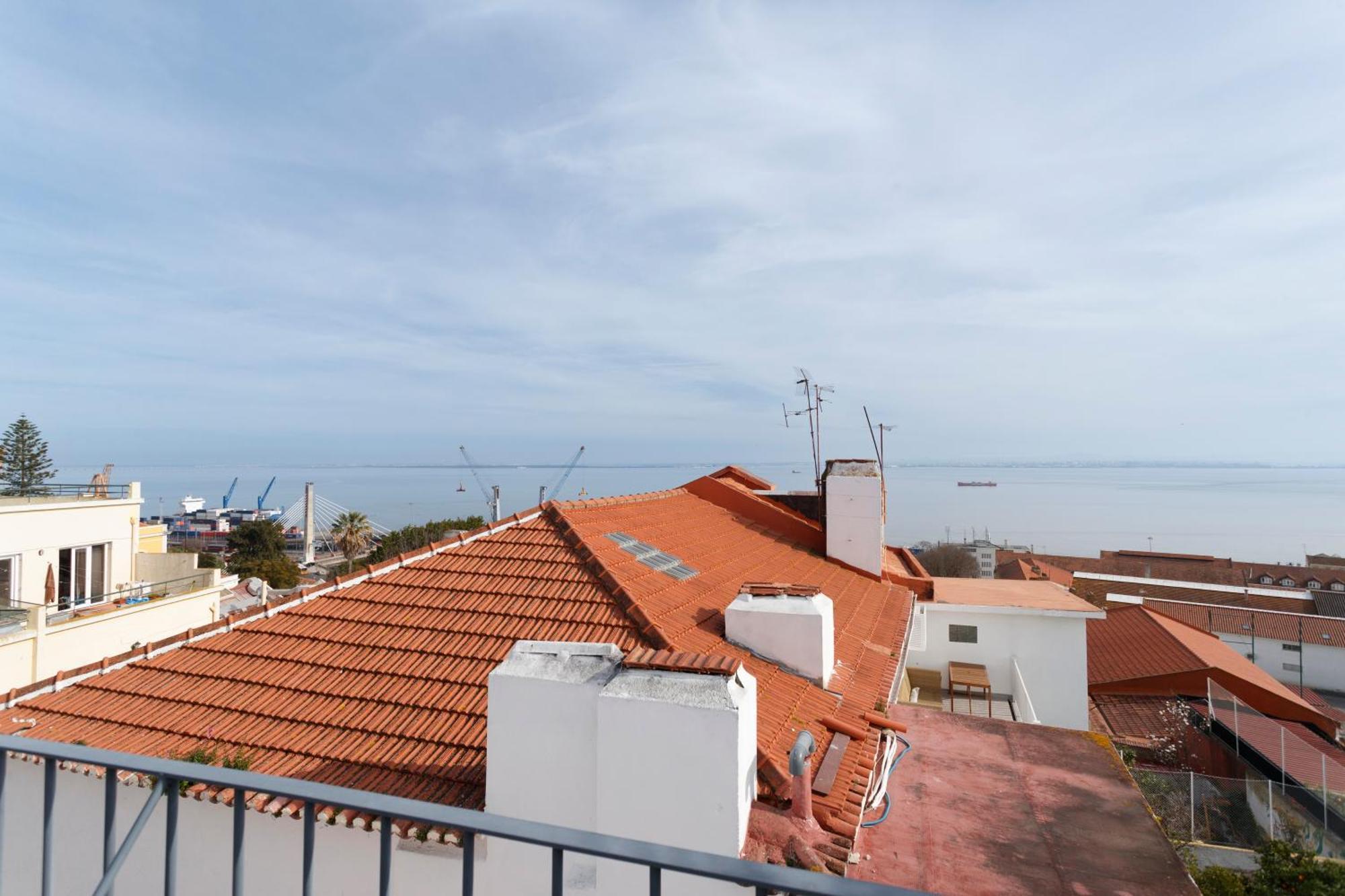 Barbadinhos Apartments In Lisbon Historic Neighborhood Esterno foto