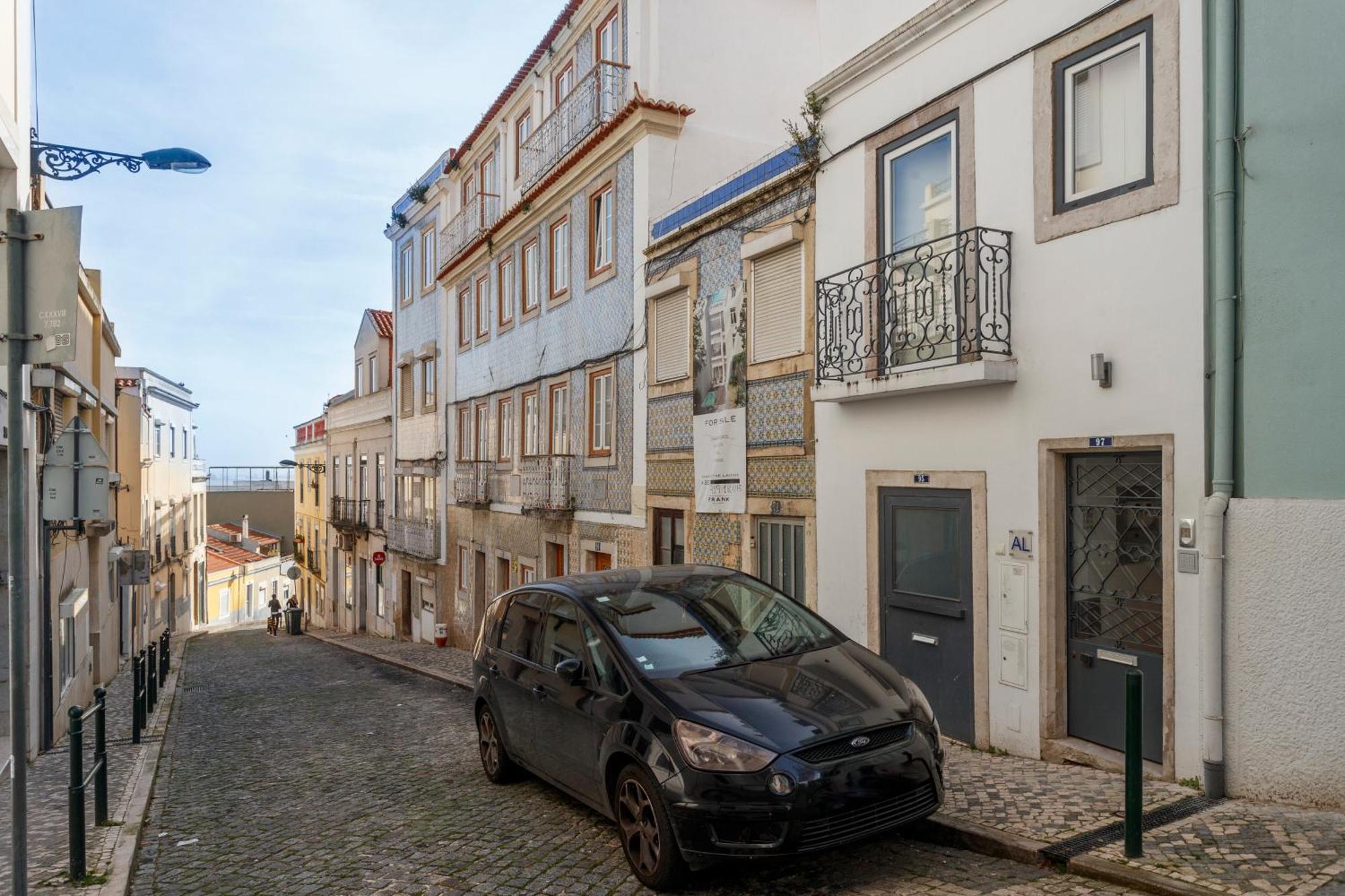 Barbadinhos Apartments In Lisbon Historic Neighborhood Esterno foto